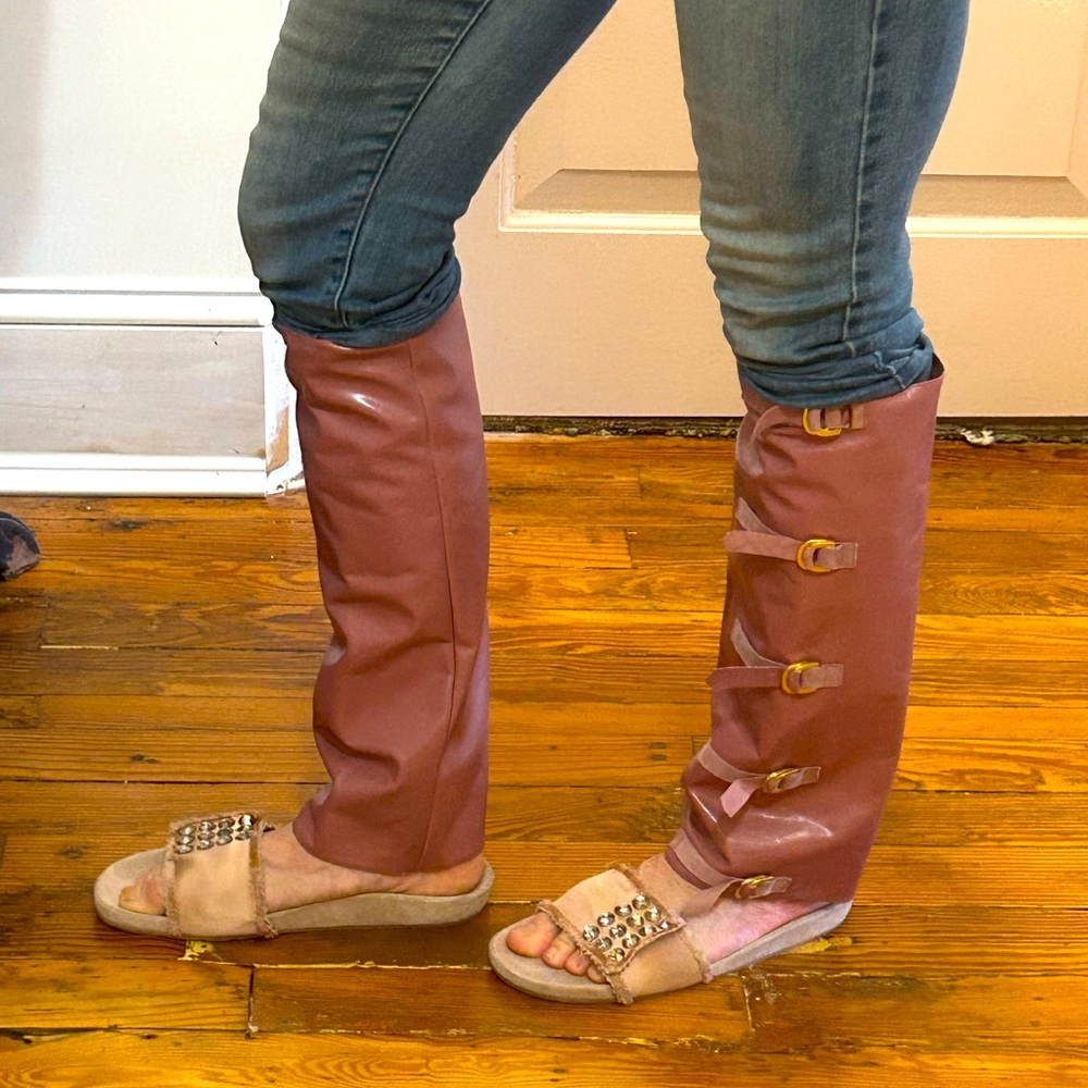 RARE PINK LEATHER SHOE/BOOT TOPPERS with five gold buckles